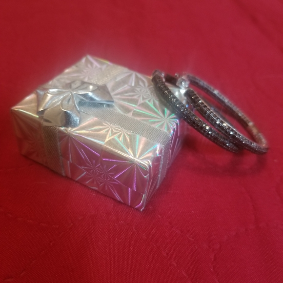 Sterling Silver earrings - Picture 4 of 7